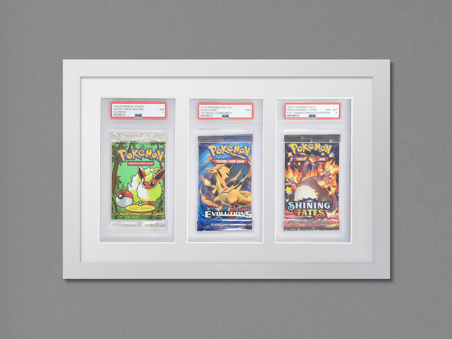 3 Graded Booster Pack Display Frame | White, 21x32mm